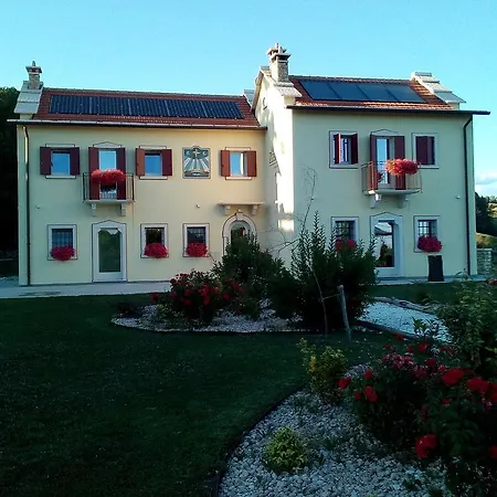 Oda ve Kahvaltı Malga Zebari