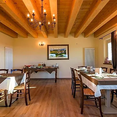 Malga Zebari Bed & Breakfast
