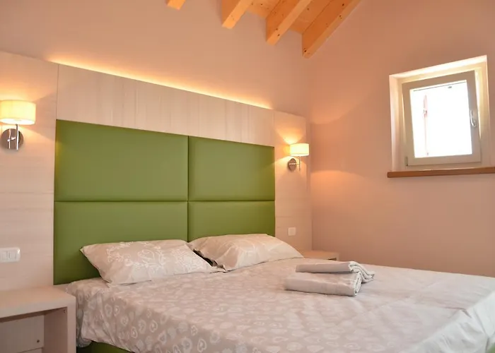 Malga Zebari Bed & Breakfast
