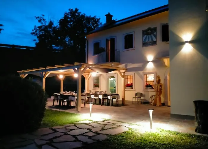 Malga Zebari Bed & Breakfast 3*